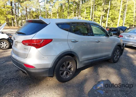 2016 Hyundai Santa Fe Sport 2.4L z USA, uszkodzony, nr VIN 5XYZT3LB6GG351903